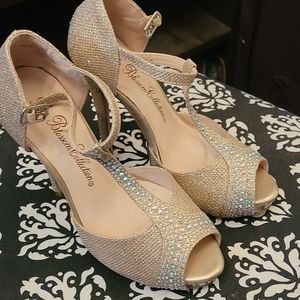 Womens gold stilettos